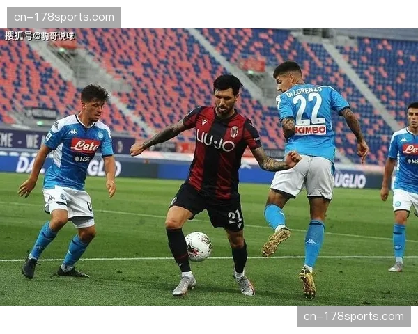 战术板:解析那不勒斯如何通过前场小范围快速传跑撕裂对手防线 战术板:解析那不勒斯如何通过前场小范围快速传跑撕裂对手防线